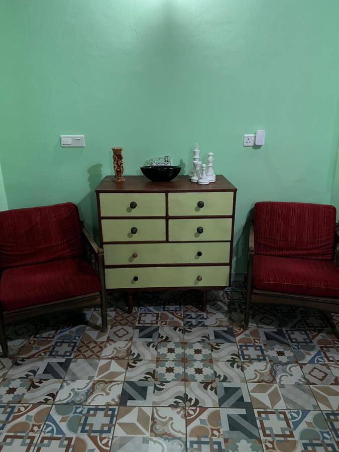 Zouglas App Guesthouse Limassol Exteriör bild